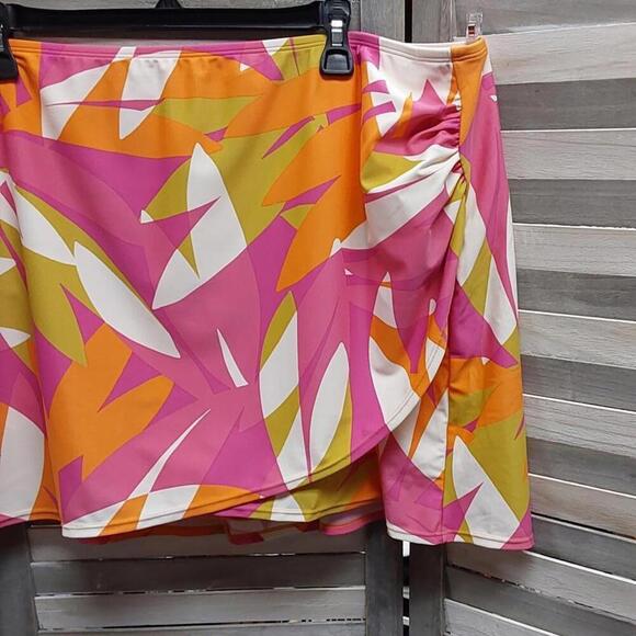 Women's Abstract Bright Color Print Wrap Skirt | Kona Sol | 3X (24/26) - Picture 2 of 9